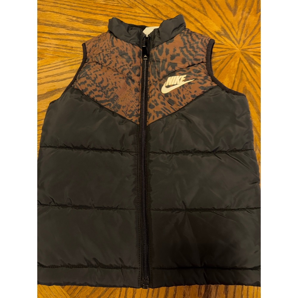 Nike Kids Puffer Vest Black Leopard Print Chevron Full Zip Size 5 4-5Y